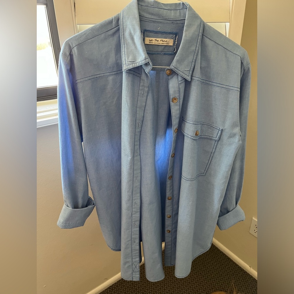 NWOT We The Free Women's Large Oversized Blue LS Button Up Cotton Shirt